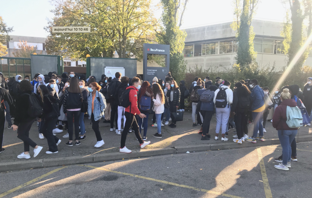 Education : blocus de lycée François Villon aux Mureaux - Mureaux Actu ...